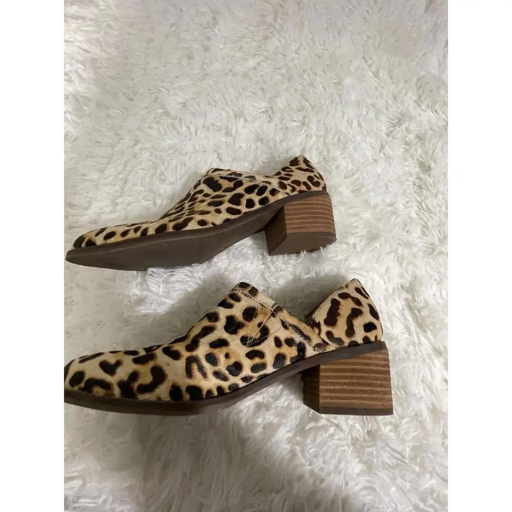 EUC Crown Vintage Morrison Calf Hair Leather Ankle Booties Leopard Print Size 9M